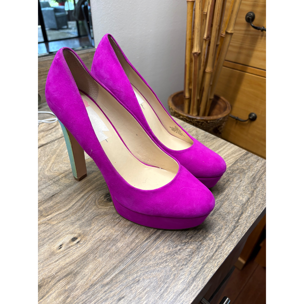 Jessica Simpson Purple pumps - Picture 2 of 5